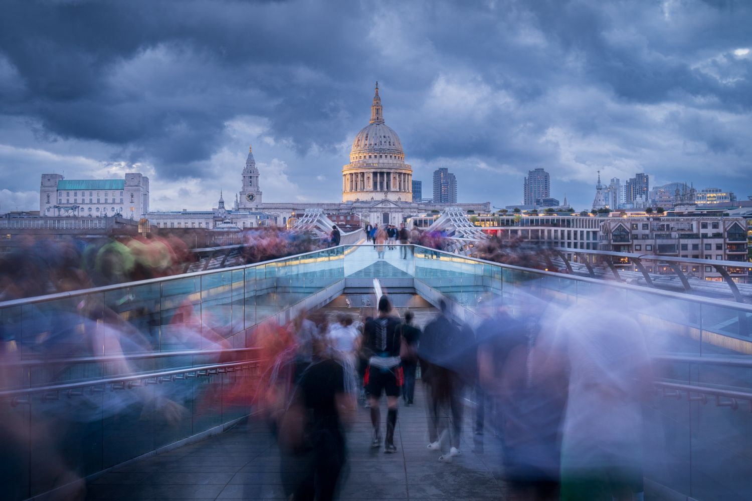 Rush Hour, Millennium Bridge, London